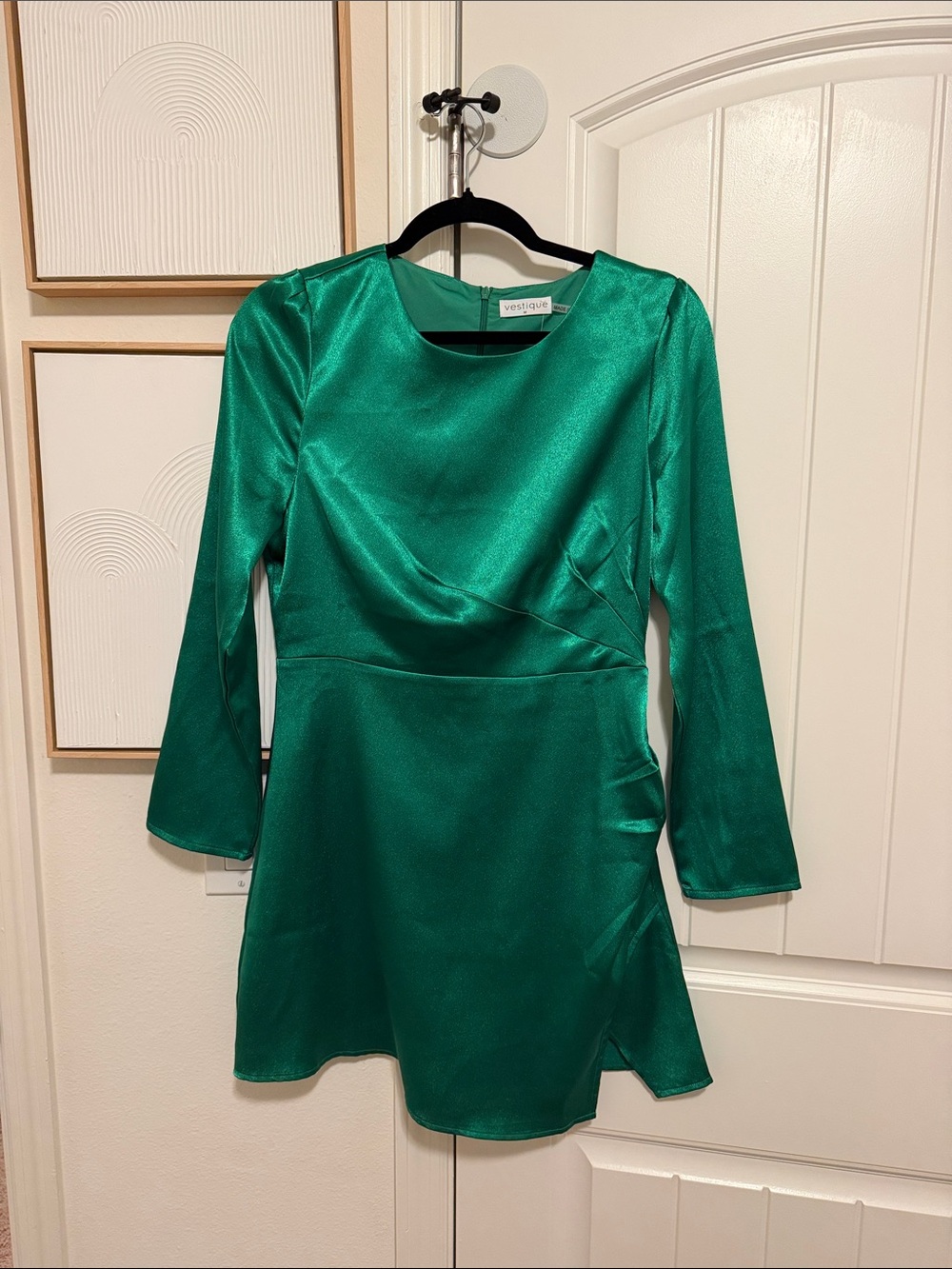 vestique Green Satin Long-Sleeve Mini Dress